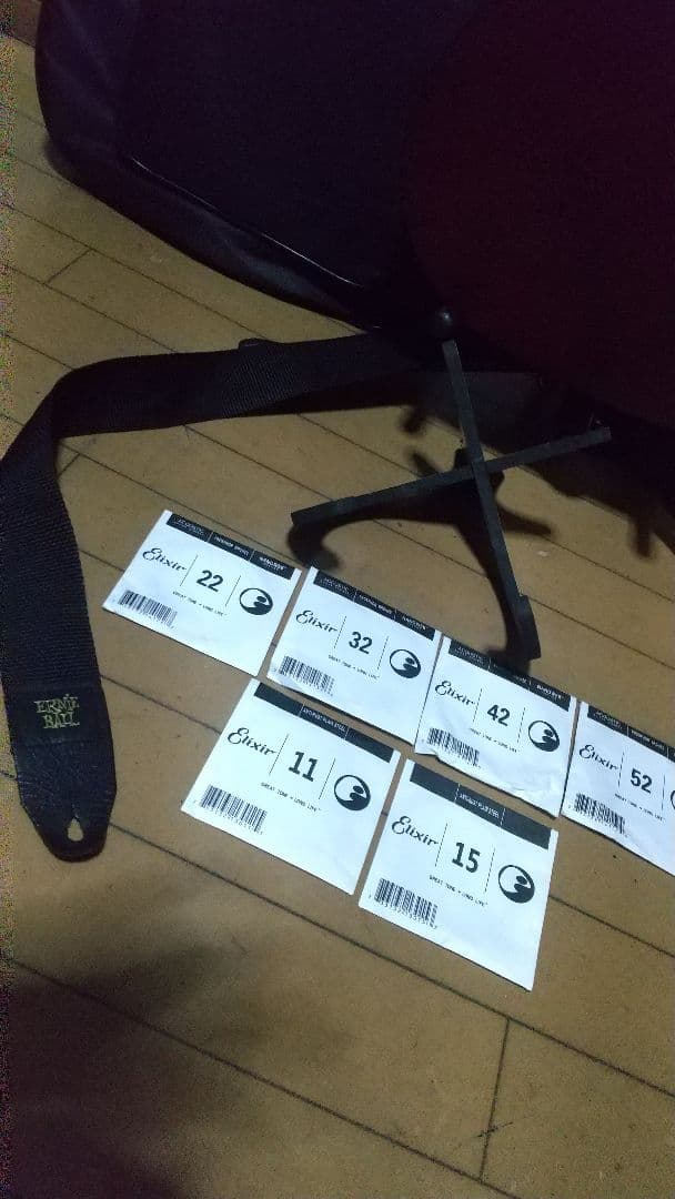 Y*売様 usedアコースティックギター /マイク・ギグケース・木製スタンド・ス