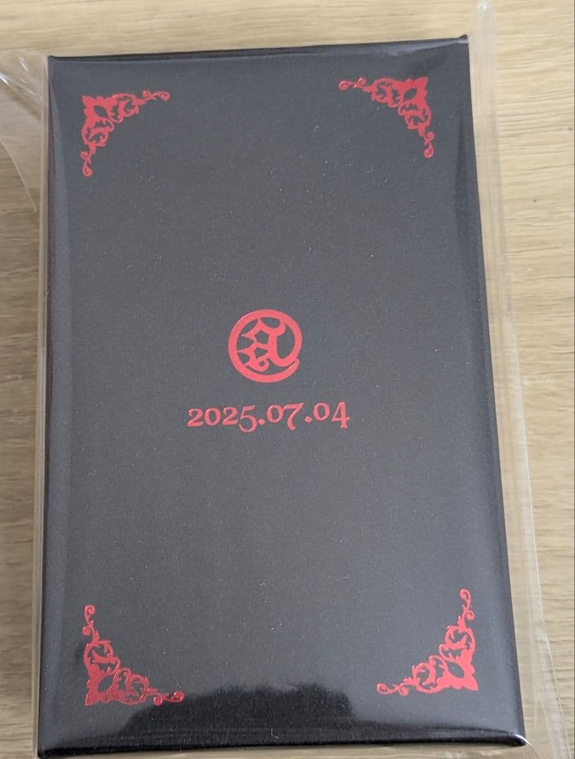 あっとくん イヤリング生誕グッズ 2025