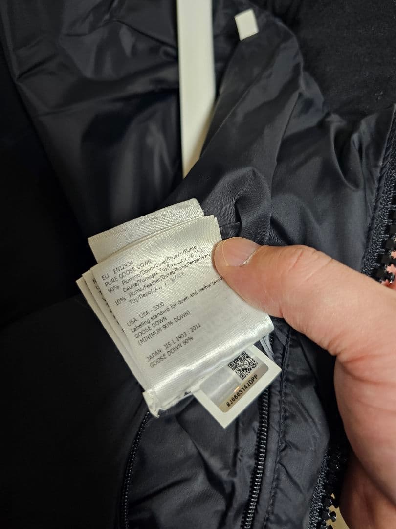 MONCLER フード付きダウンジャケット ブラック Size 0