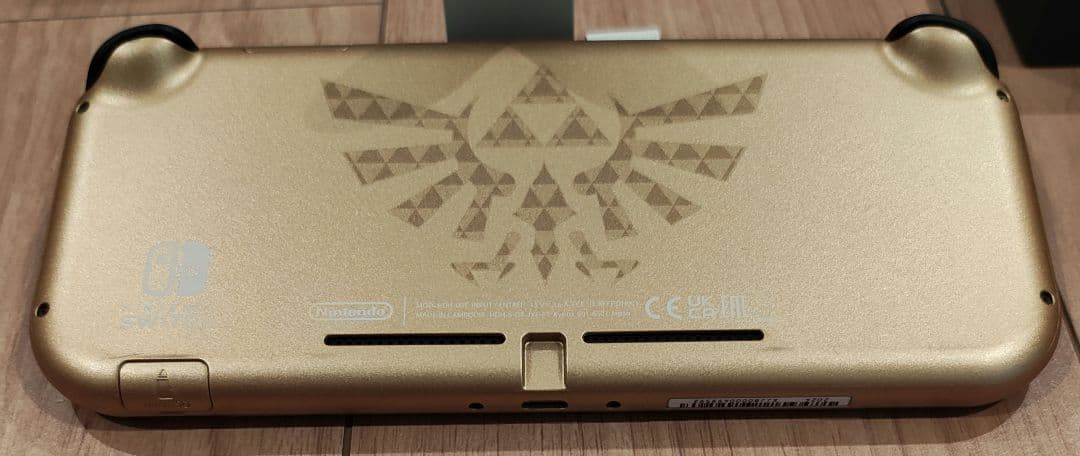 Nintendo Switch Lite ハイラルエディション 中古美品