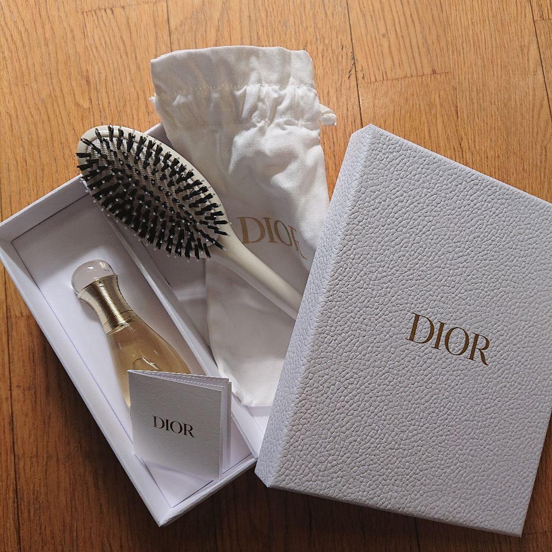 Dior プラチナ会員ギフト