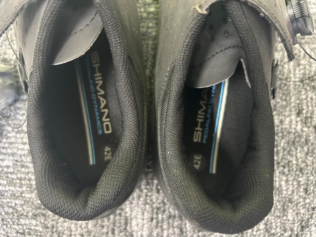 SHIMANO ブラック シューズ 42