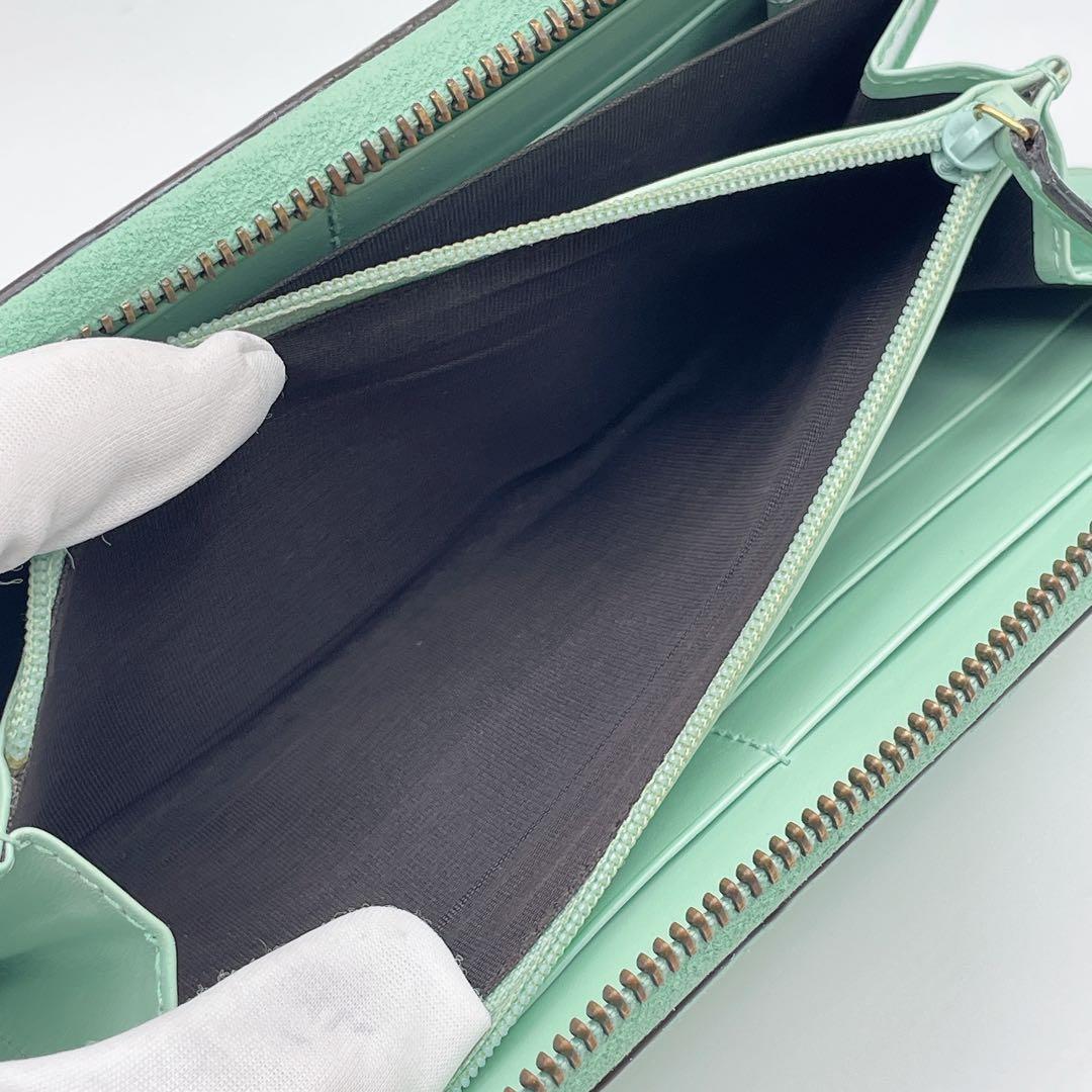 日本限定カラー グッチ リネアキャット シマ 長財布 ミント ラウンドファスナー