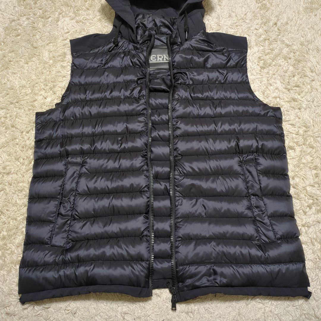 HERNO ヘルノ ダウンベスト フード付 ブラック メンズ 50