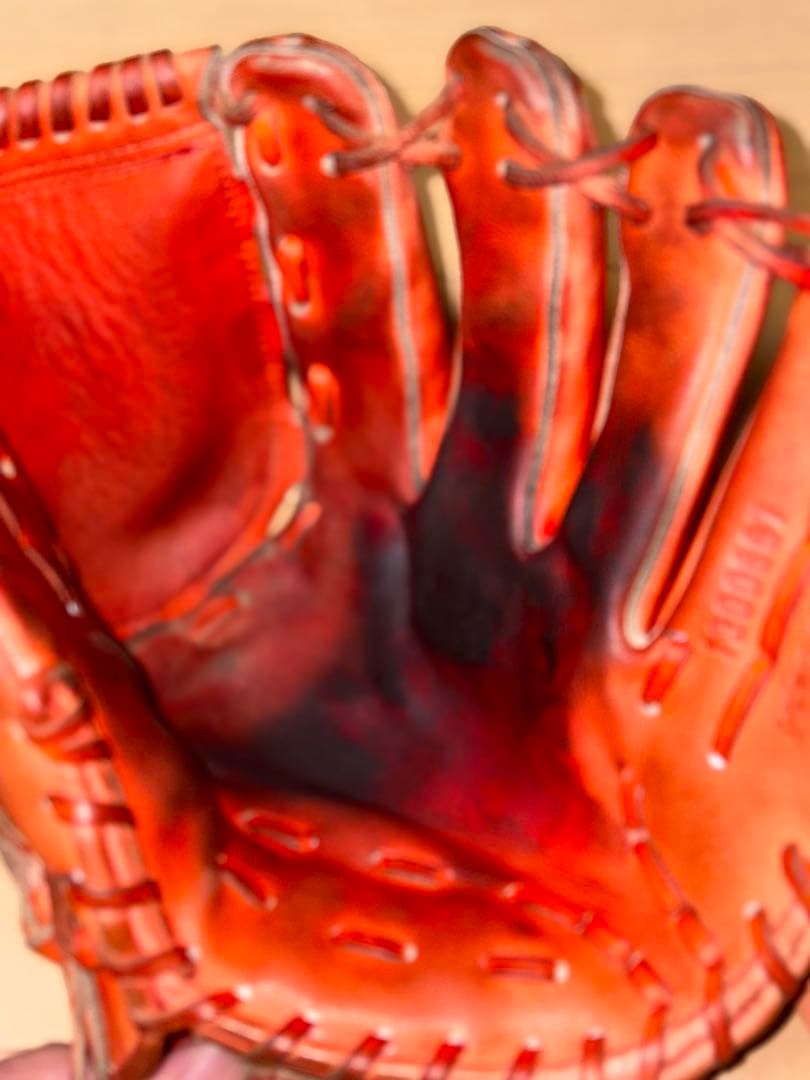 【期間限定価格】アンダーアーマー　硬式グラブ　右投手用