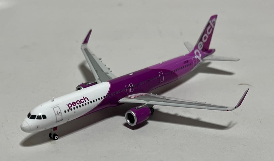 航空機・ヘリコプター Pheonix400 Peach A321neo JA910P