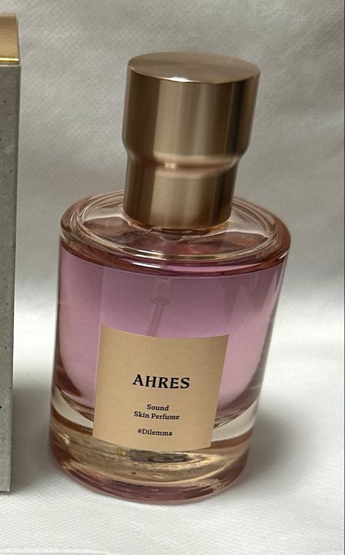 ★限定のお品★AHRES Sound Skin Perfume/ジレンマ
