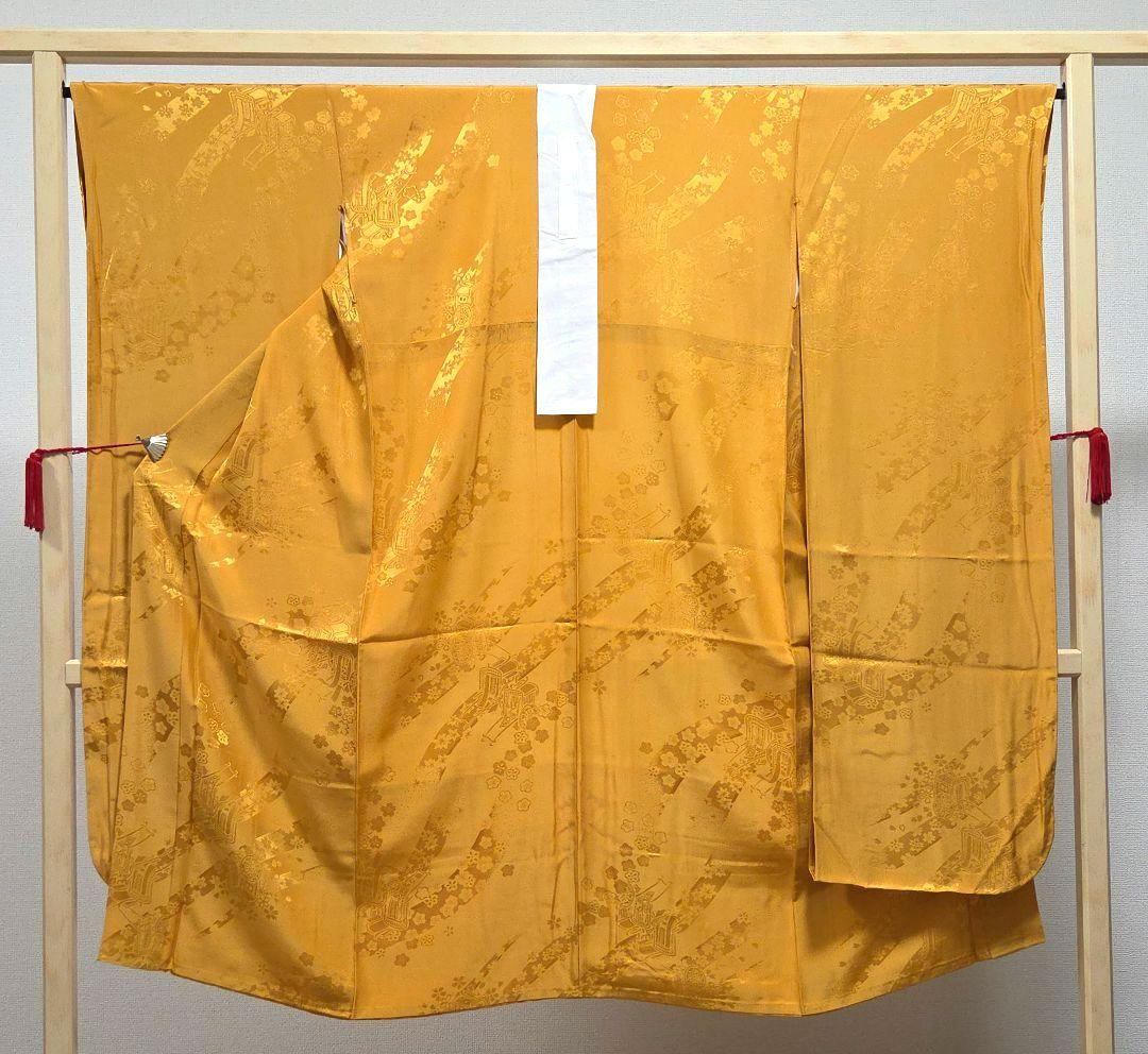 C◆着物くつろぎ 美品 振袖用襦袢 桜に御所車模様 カラシ色 正絹 襦袢 着物