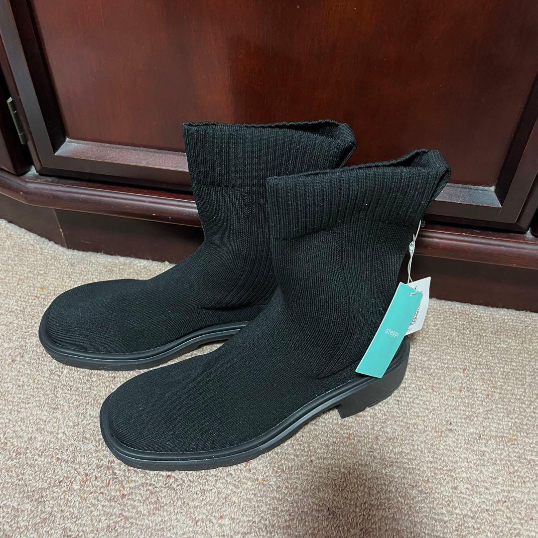 【新品】オンワード　steppi サイドゴアブーツ ブラック23.5センチ　黒