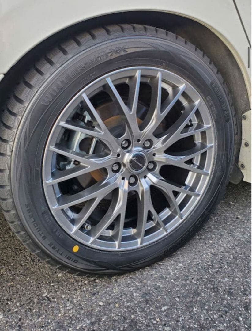 ExceederE05IIエクシーダーアルファード235/50R18スタッドレス