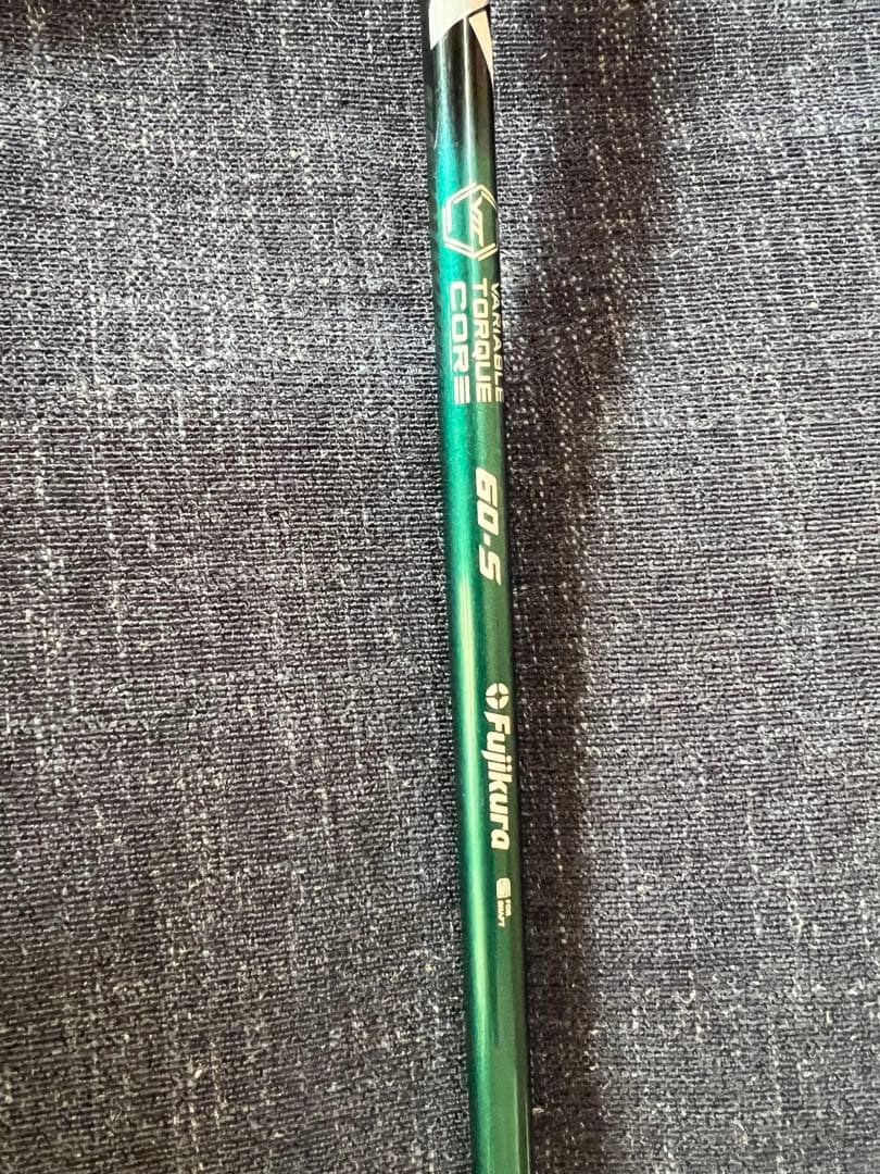 スピーダーnx グリーン　テーラーメイドスリーブ