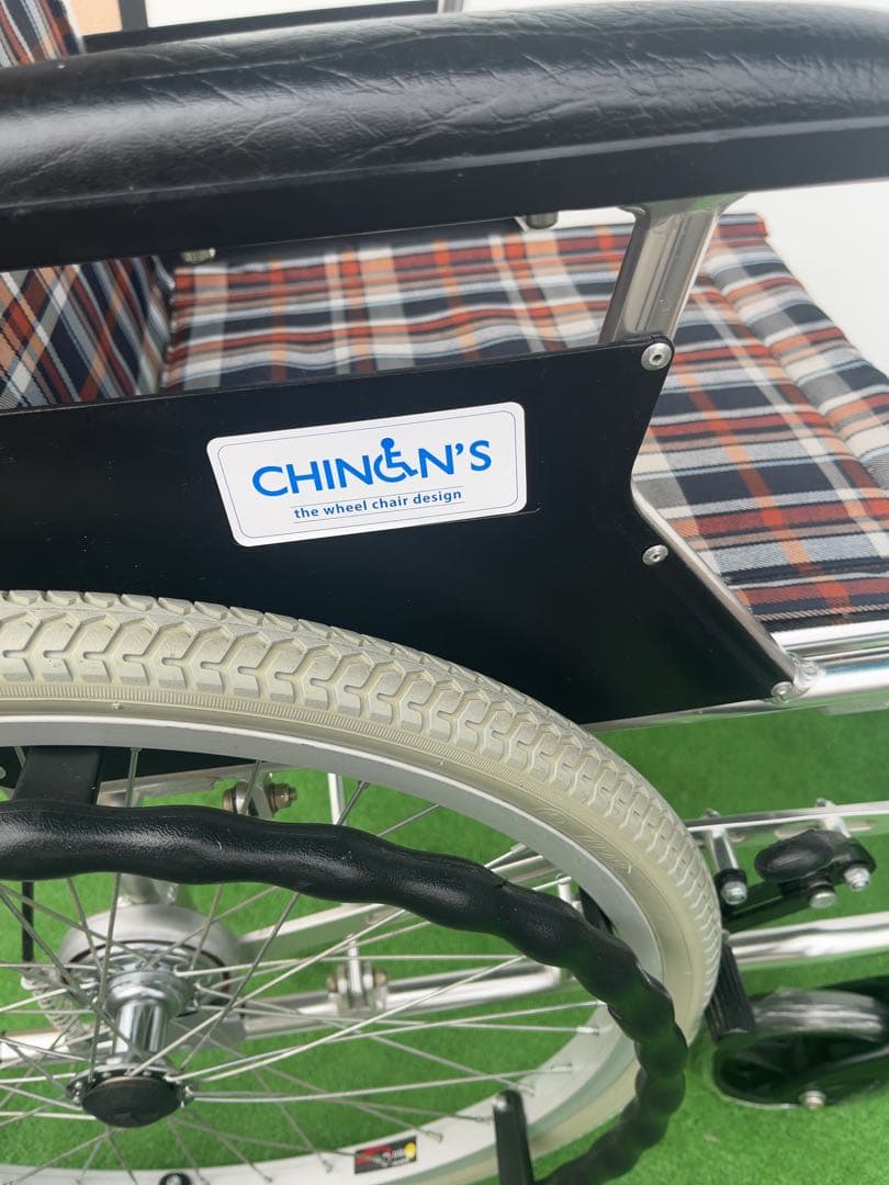 チノンズ 20型タイヤサイズ アルミ製折畳 車椅子