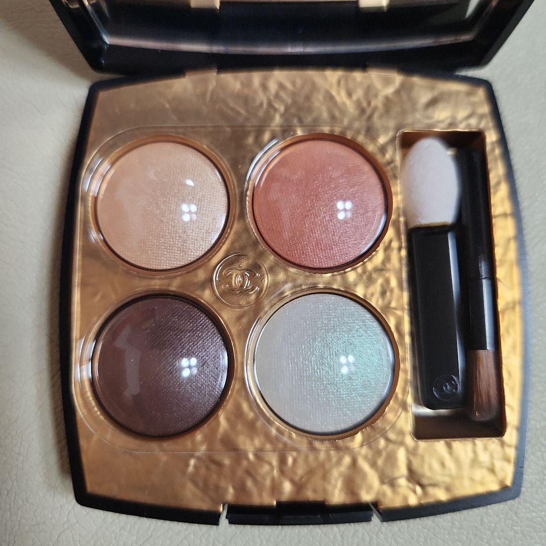 CHANEL レキャトル オンブル ビザンス 318 パリュールヴェニティエンヌ