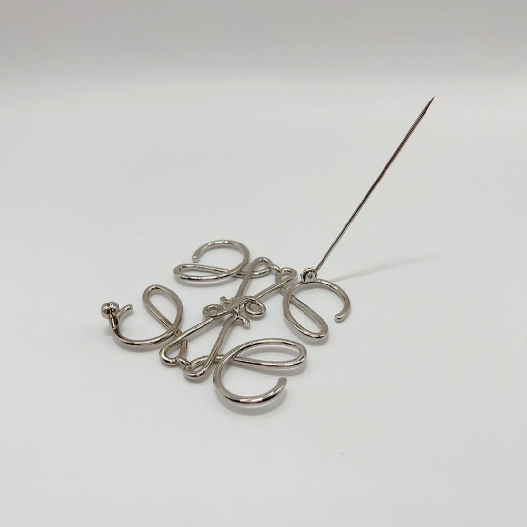 美品✨【LOEWE】 ロエベ アナグラム ブローチ 正規　箱・保存袋あり