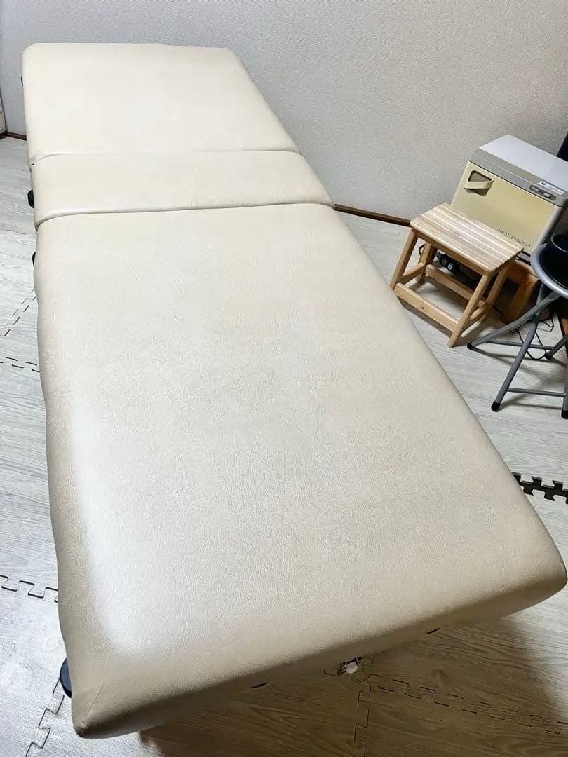 マッサージベッド 折りたたみ施術ベッド　マタニティアロマ　NOMADO ノマド社