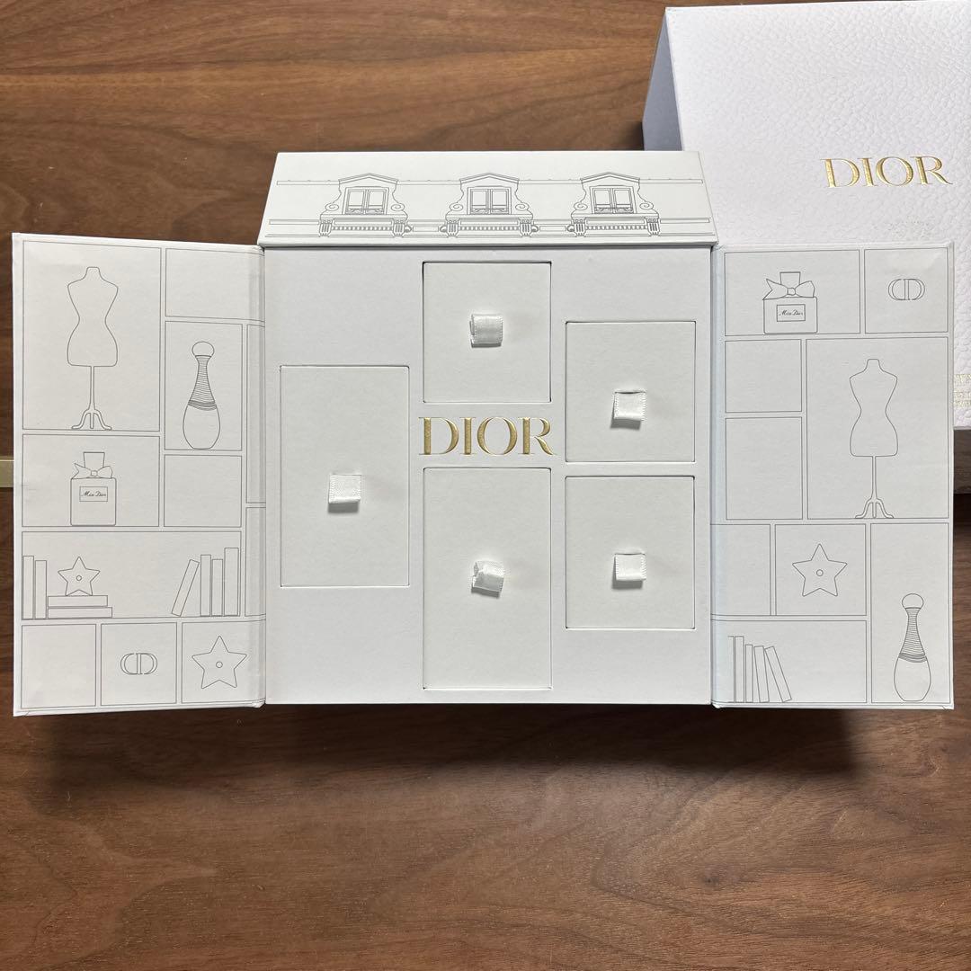 CHRISTIAN DIORクリスチャンディオール ルミニ30モンテーニュセット