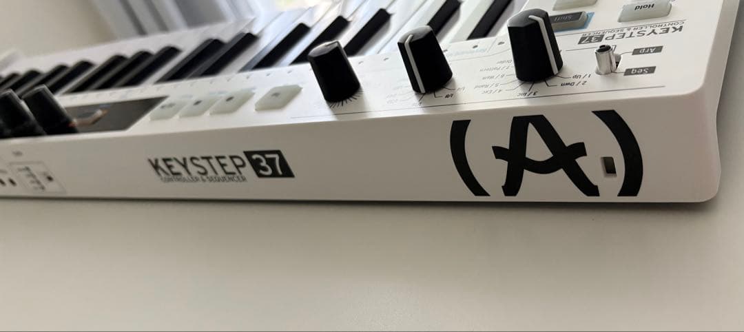 ARTURIA ( アートリア ) KEYSTEP 37 MIDIキーボード
