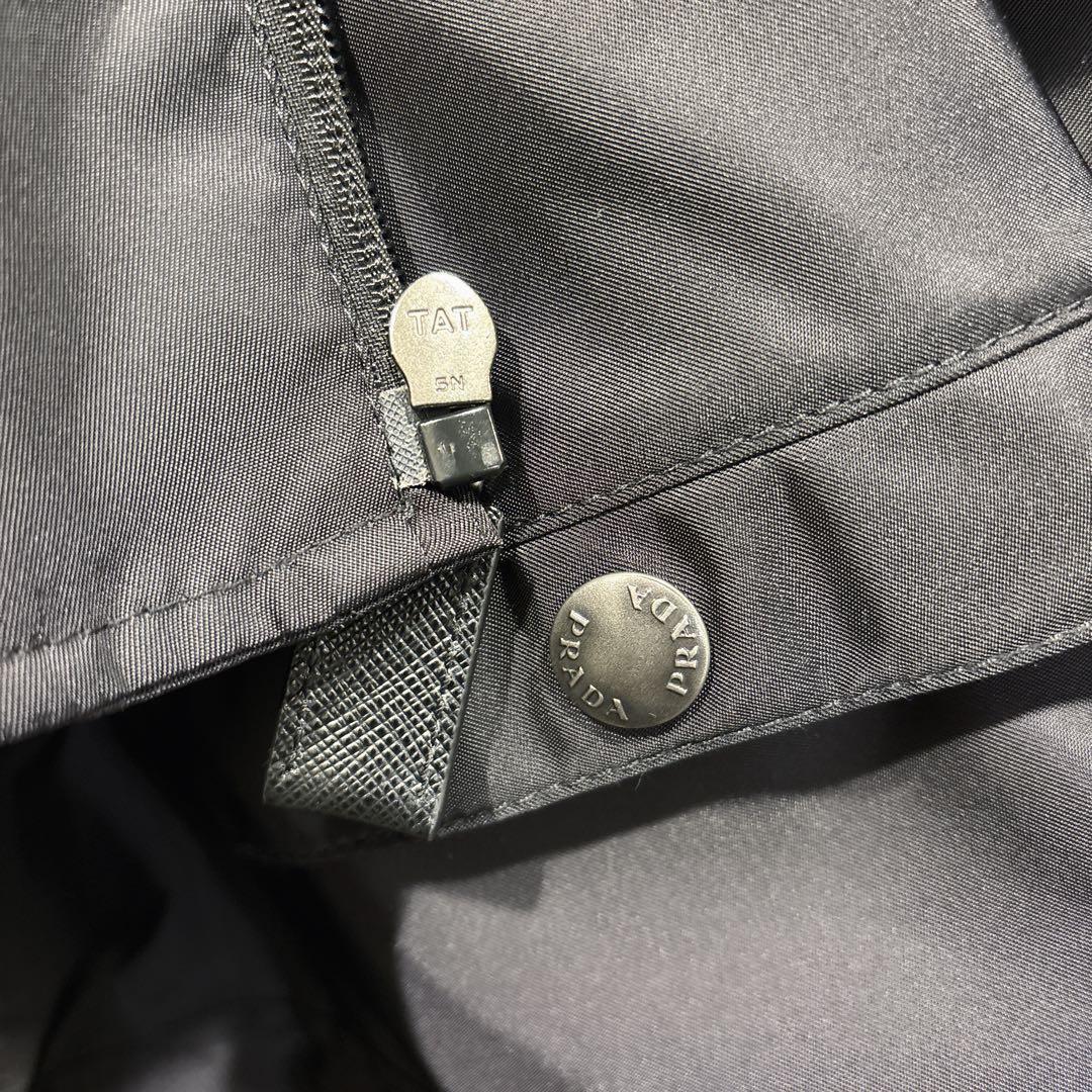 PRADA プラダ ナイロン ボンバージャケット ブラック　三角ロゴ