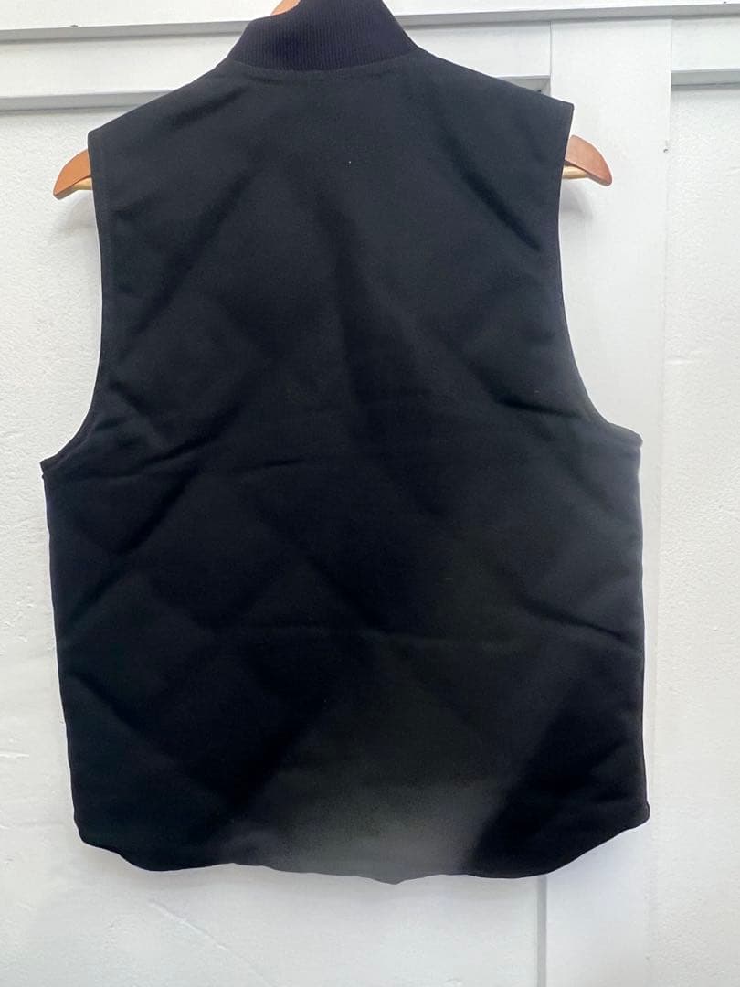 carhartt ベスト　ブラック　Ｓ
