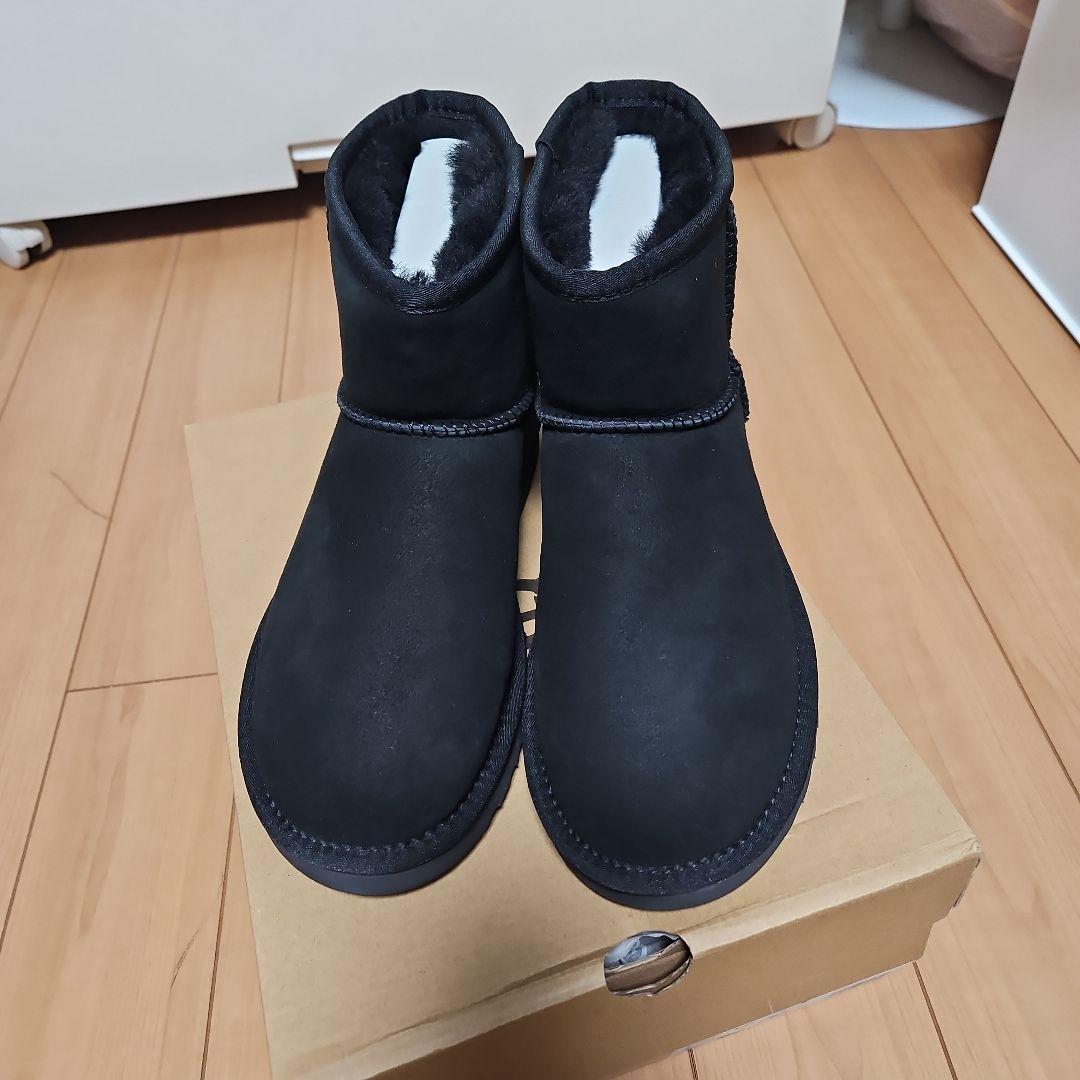 「新品未使用」ugg　クラシックミニⅡ　ブラック　23