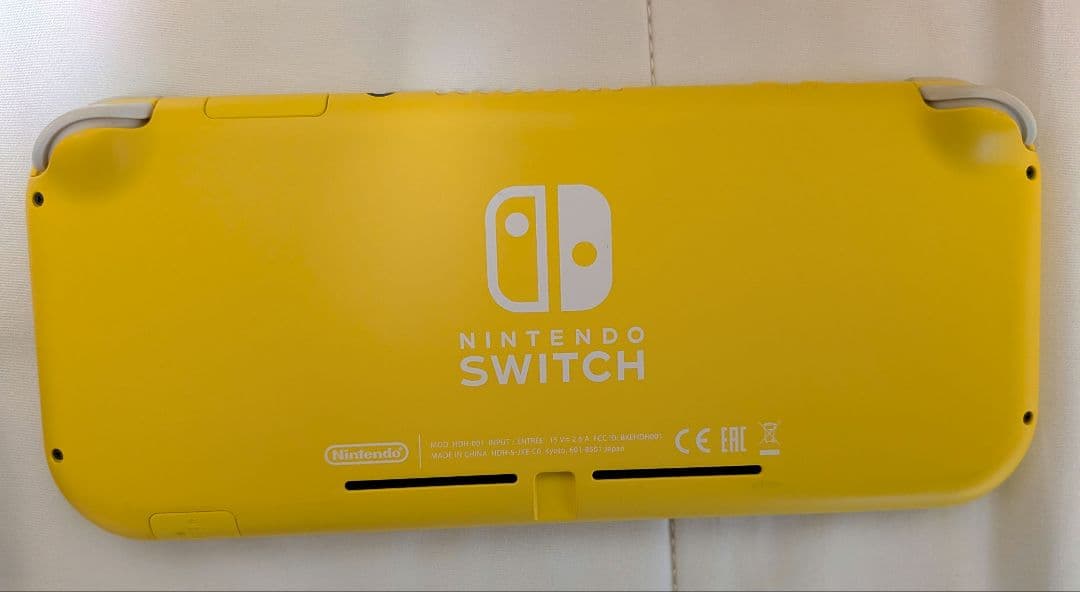 Nintendo Switch Lite イエロー 本体 ACアダプター 箱付き