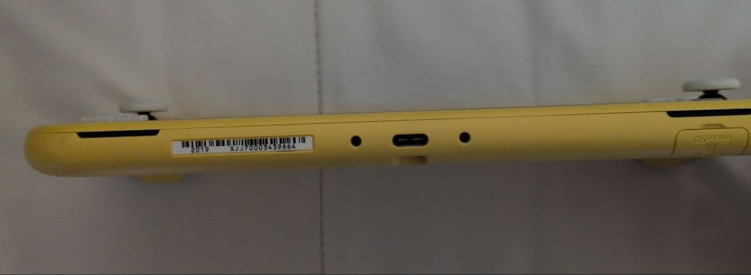 Nintendo Switch Lite イエロー 本体 ACアダプター 箱付き