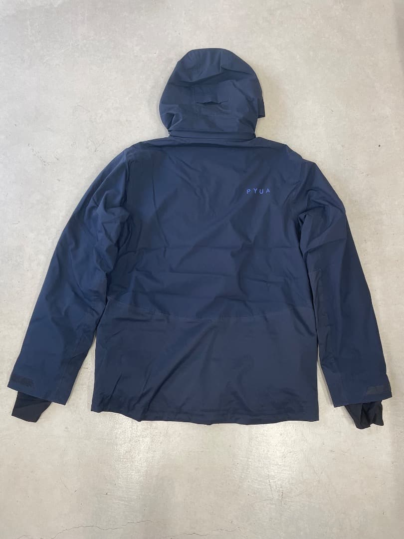 定価約74,000円【新品　未使用品】スキーウェア