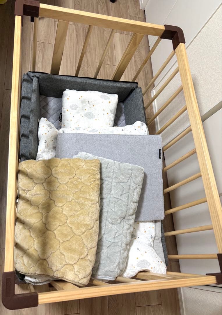 ファルスカ　ミニジョイントベッドネオ　コンパクトベッドフリー　ベビーベッド