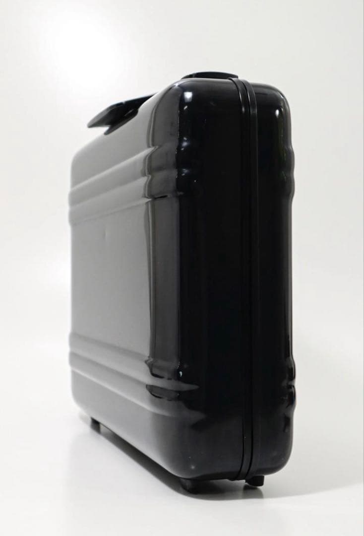 m*a様 ゼロハリバートン　アタッシュケース