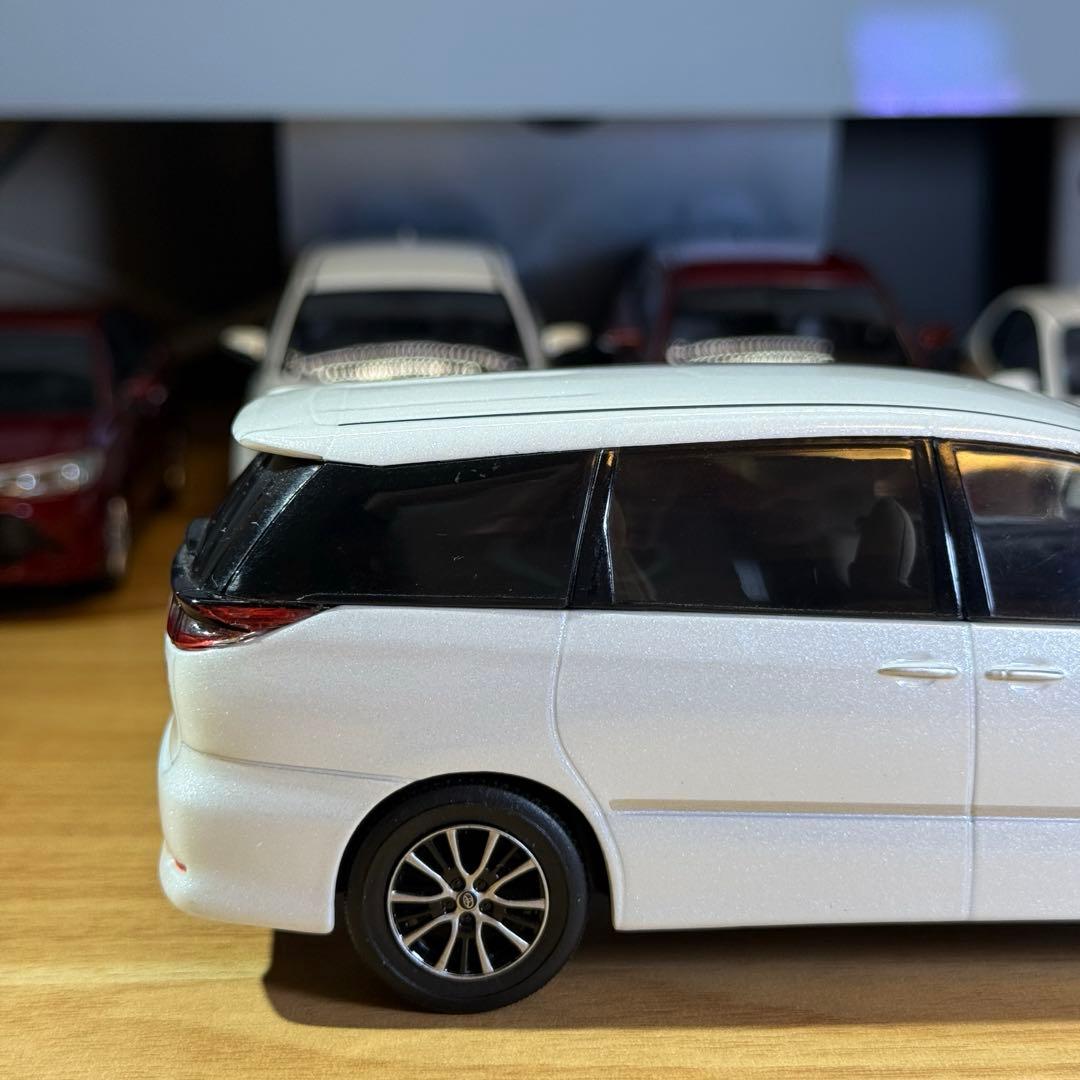 【非売品】エスティマ ハイブリッド カラーサンプルミニカー 1/30