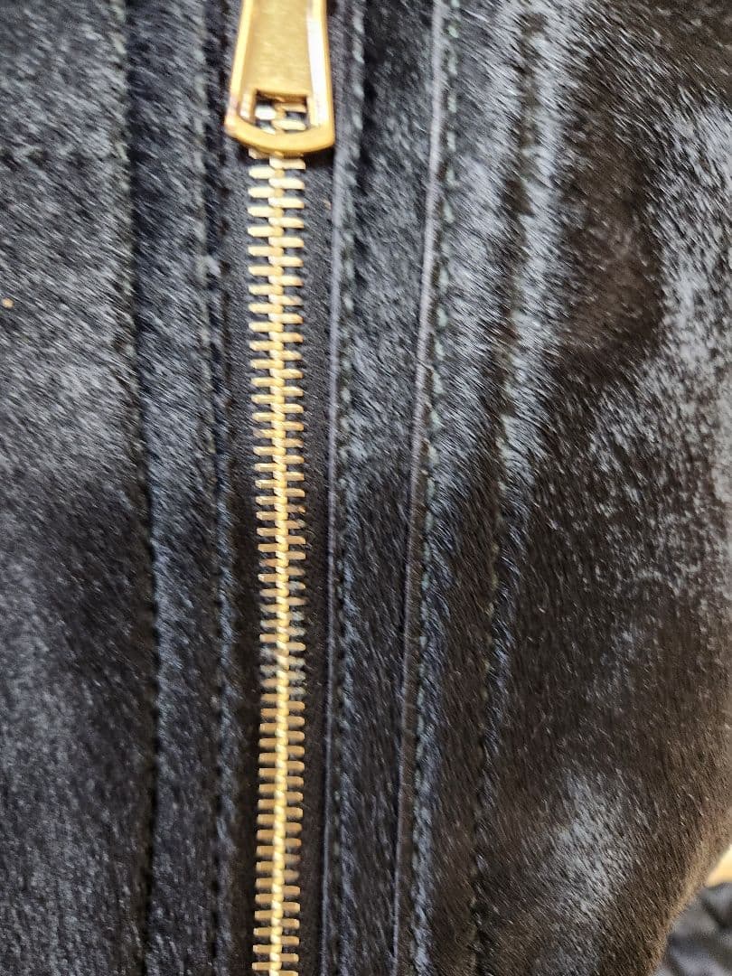 イヴサンローラン　ダウタウン　ラージサイズ　黒 ハラコ トートバッグ