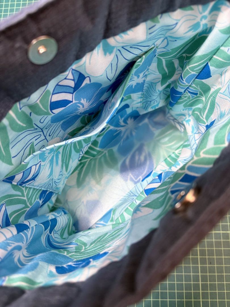 ハワイアンキルト　ショルダーバッグ　　バラ　ブルー