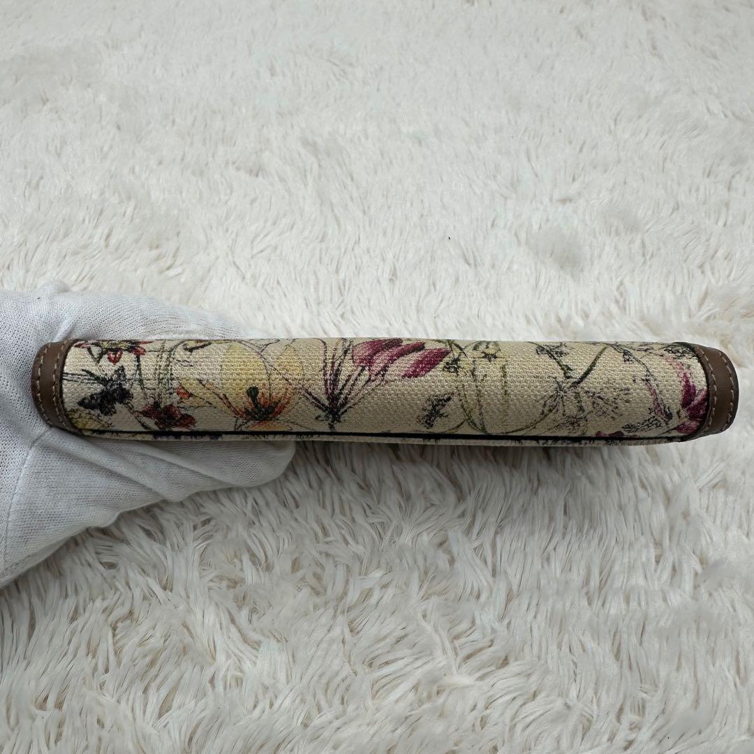 ✨箱あり✨美品　グッチ　長財布　二つ折り財布　フローラ　キャンバス　茶色　白