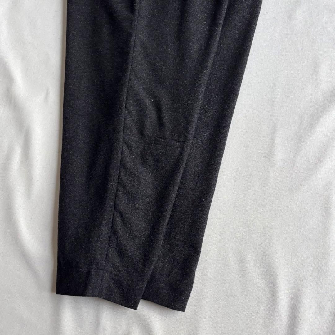 パンツ Dulcamara asymmetry pocket wool slacks