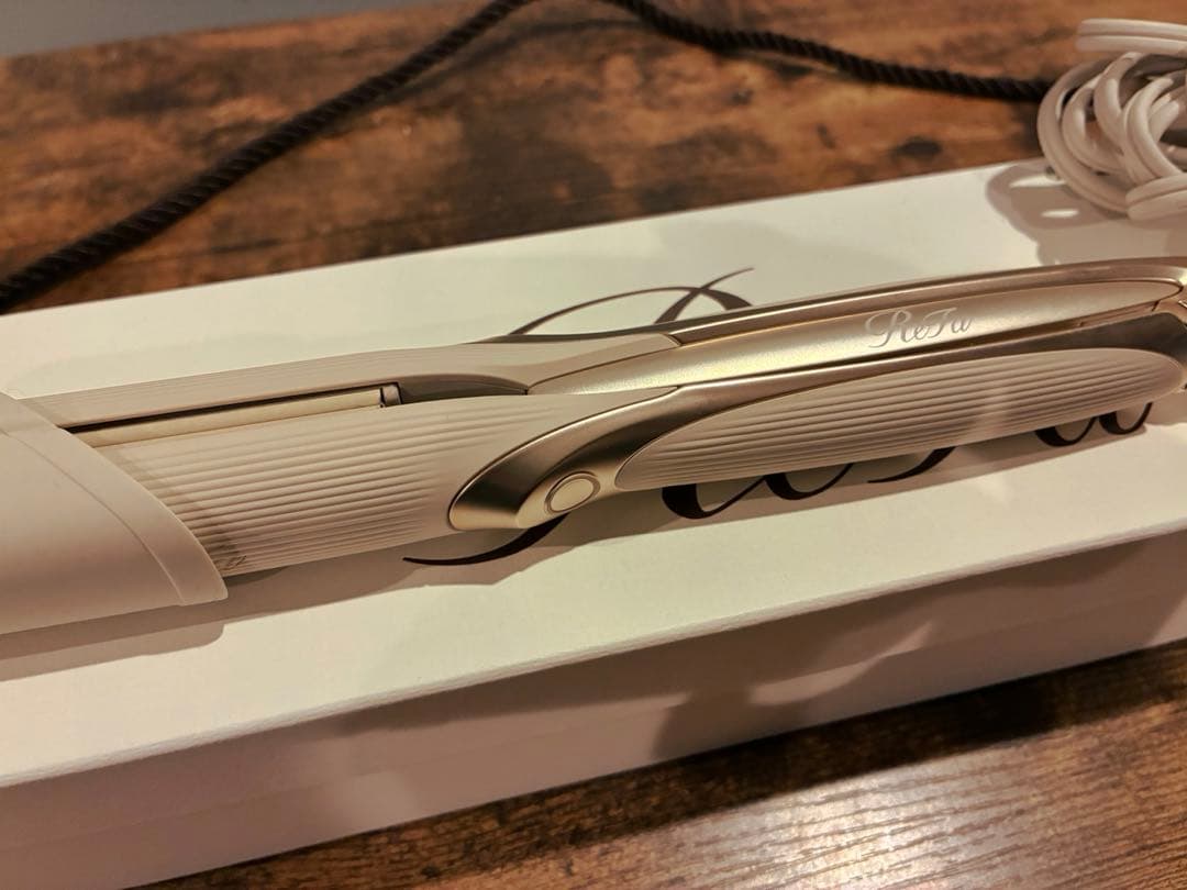 【nonomo】【未使用】リファビューテック ストレートアイロン