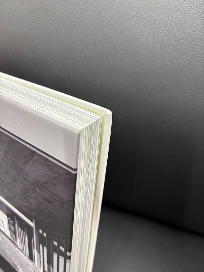 安藤忠雄 サイン入り アートブック YOUTH 未使用