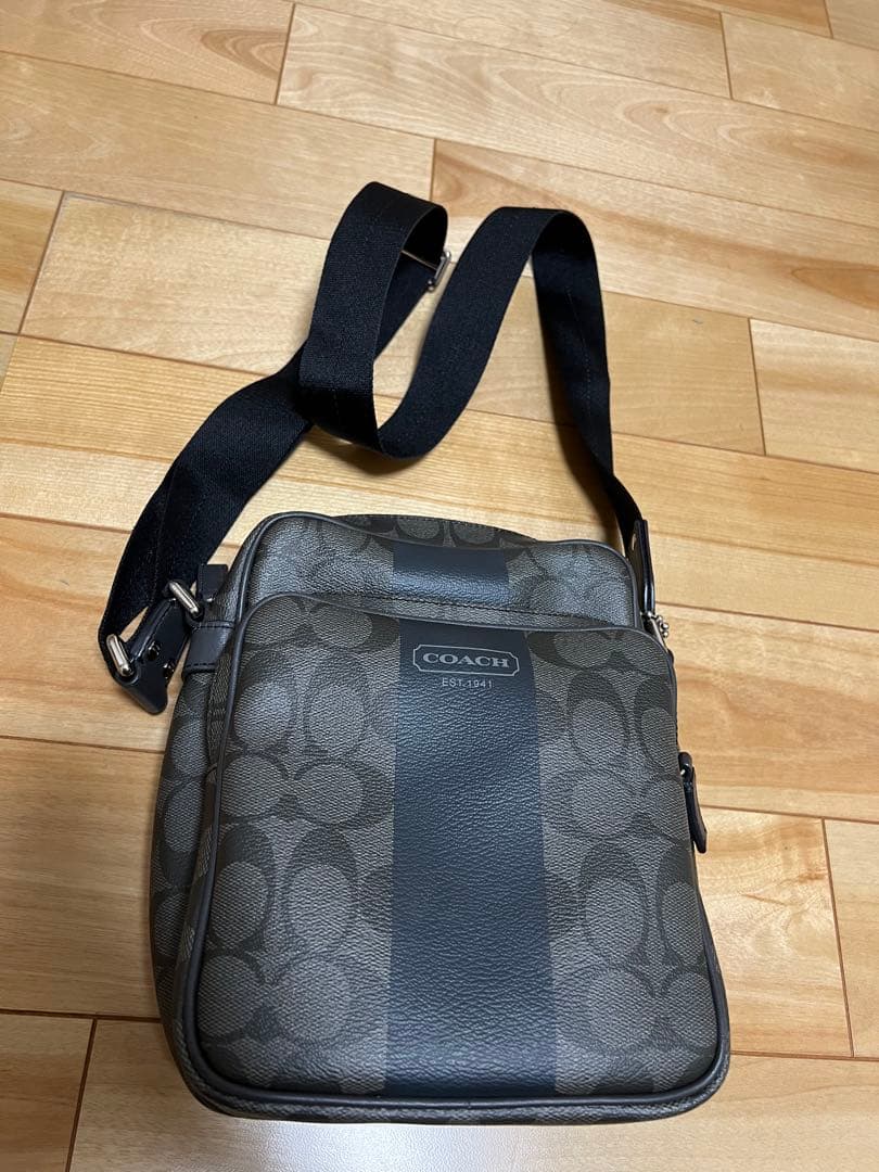 COACH ショルダーバッグ ダークブラウン