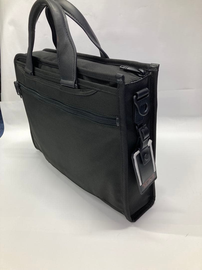 TUMI ALPHA 3 ビジネスバッグ ブラック ショルダー紐付き