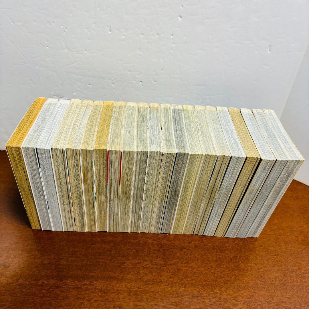 ベルセルク全巻＋ベルセルクオフィシャルガイドブック＋オマケ　計4４冊セット