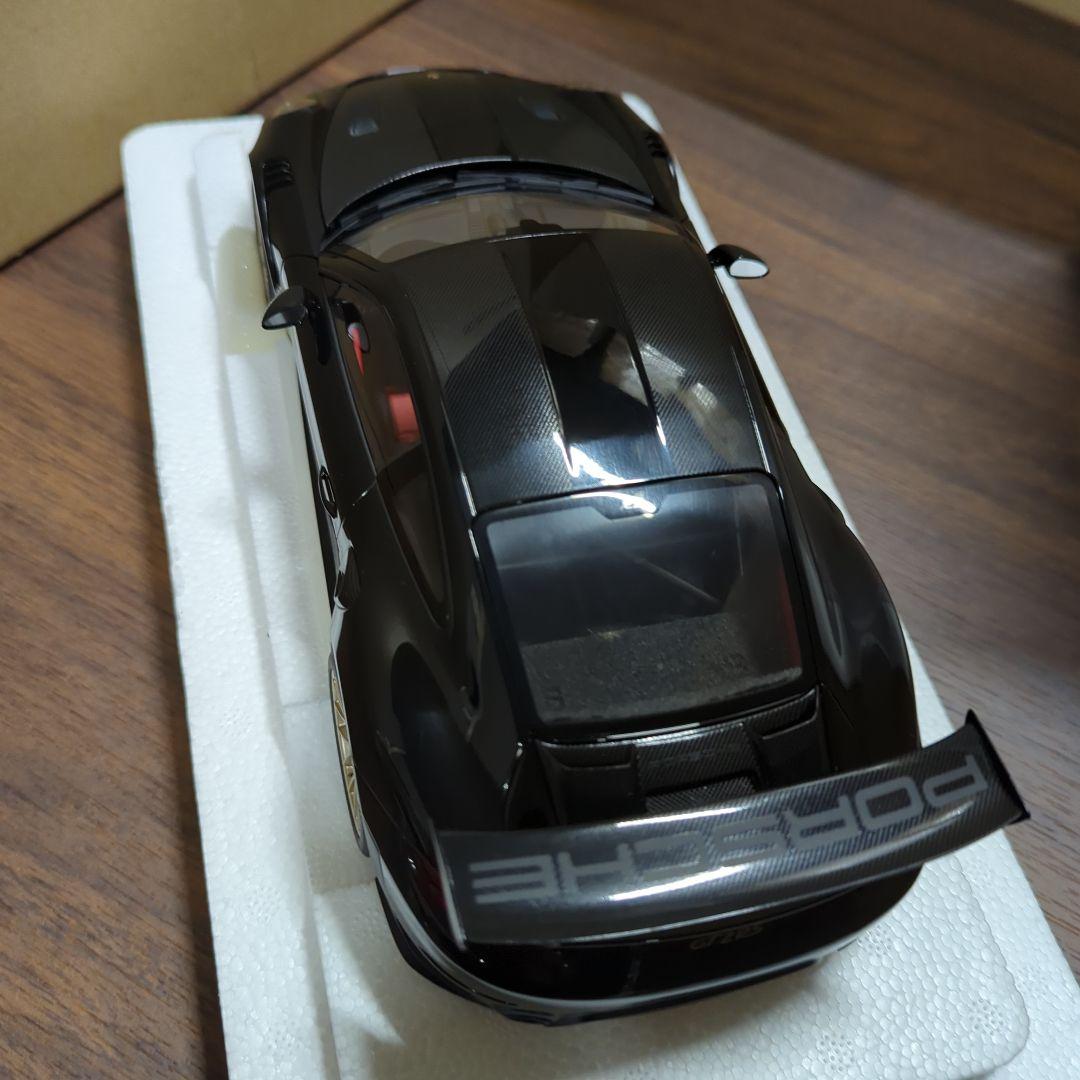 オートアート1/18 ポルシェ 911 (991.2) GT2