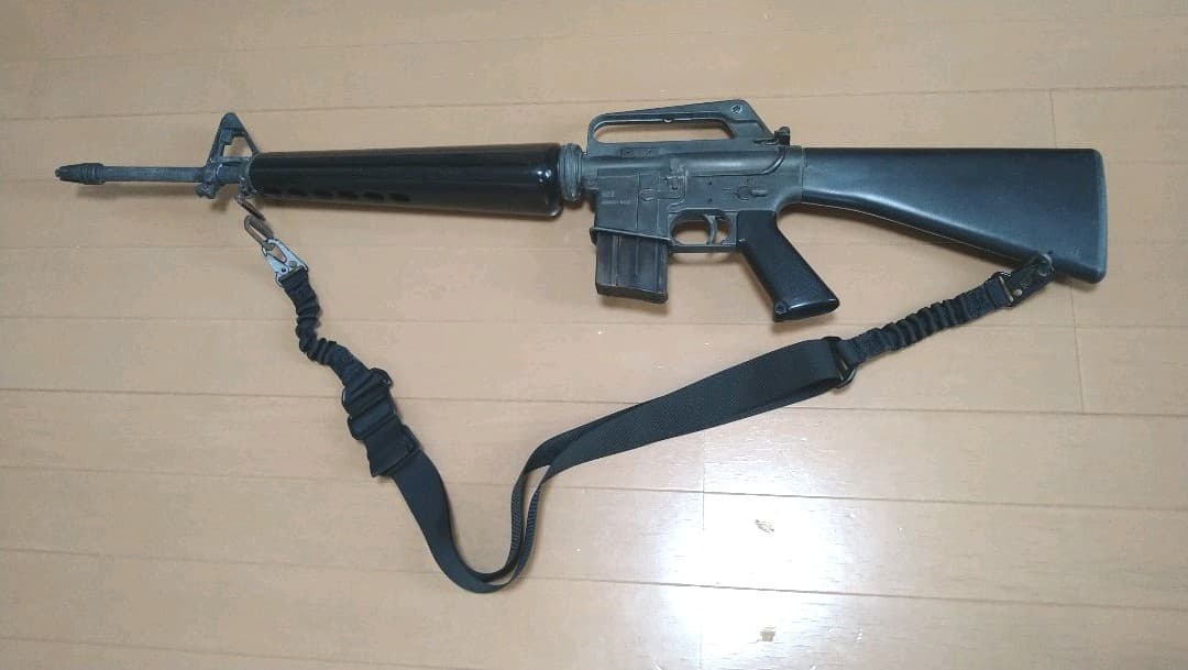 M16 アサルトライフル