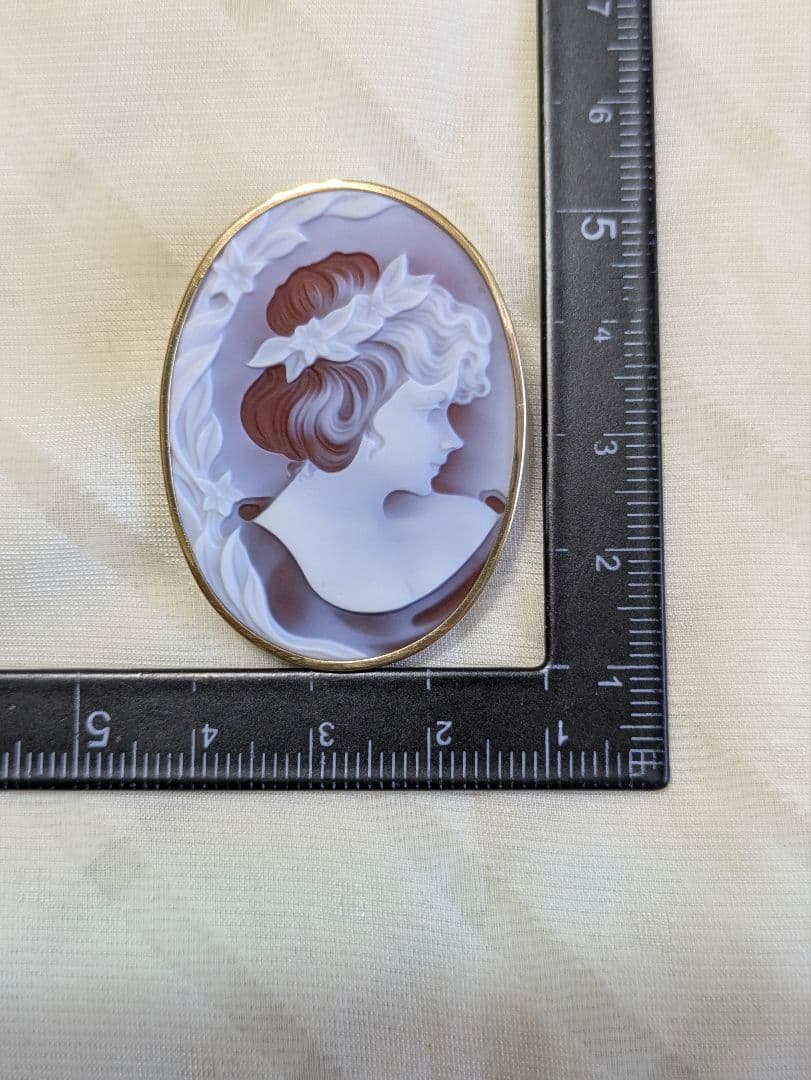 メノウインタリオ 18金カメオブローチ兼ペンダントトップ