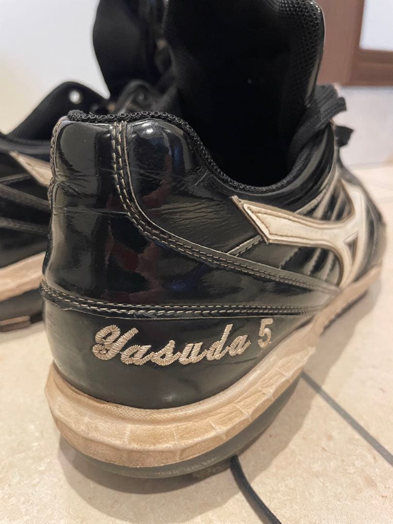 0*7様 GW限定値下げ【レア】千葉ロッテマリーンズ安田選手　実使用スパイク