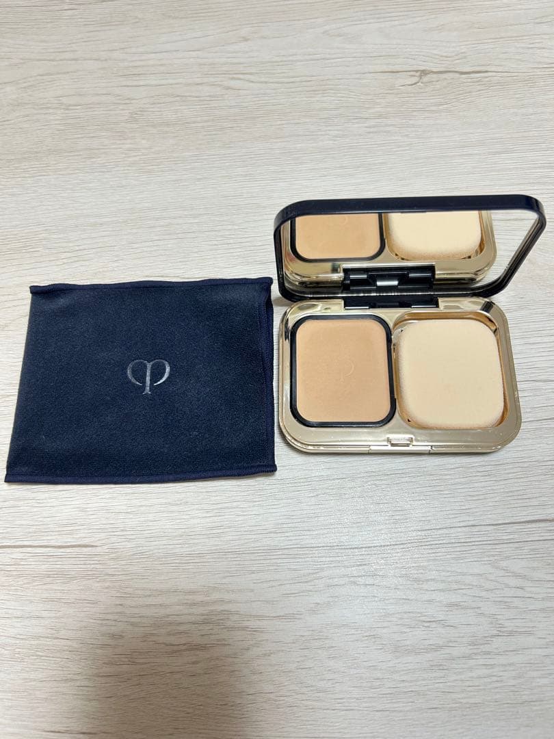 クレ・ド・ポーボーテ タンプードルエクラII オークル10