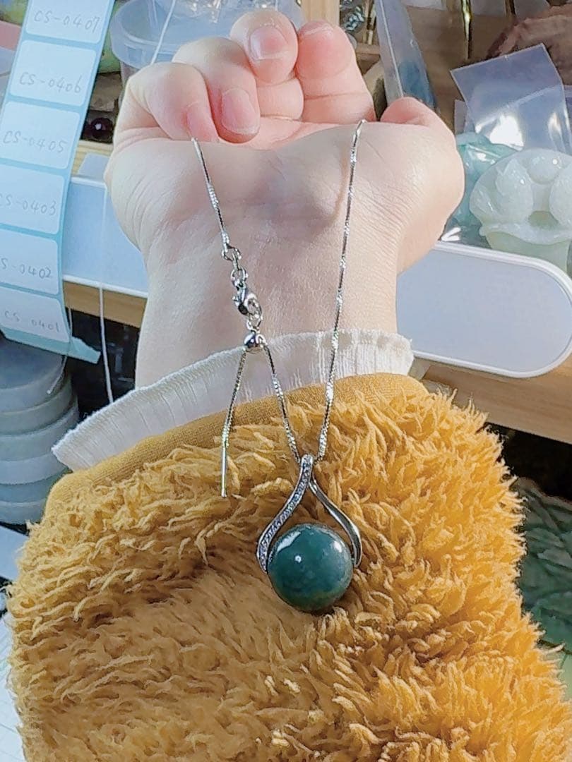 2点まとめR2M-0585/R2M-0576天然本翡翠　ネックレス　指輪