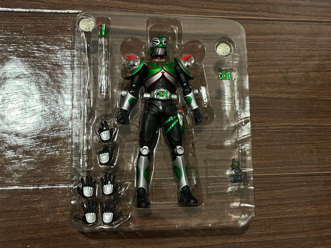 S.H.フィギュアーツ　仮面ライダーファム　タイガ　ベルデ　インペラー　シザース