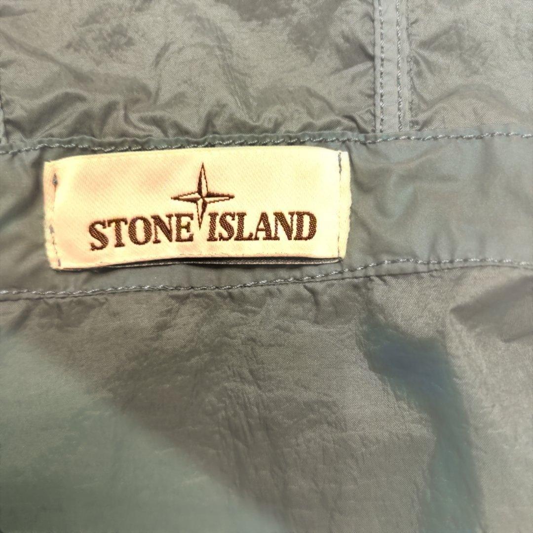ストーンアイランド フード付きナイロンジャケット　サイズXL