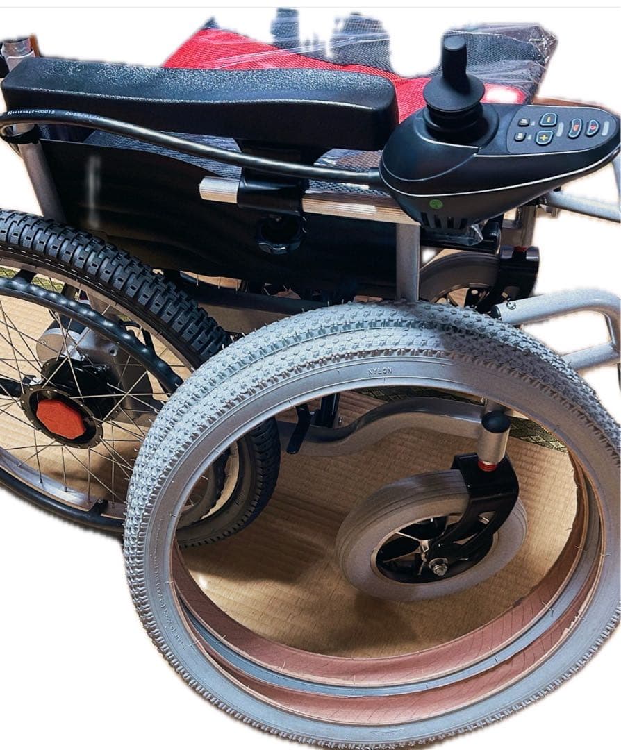 未使用　電動車椅子　スペアタイヤ付き