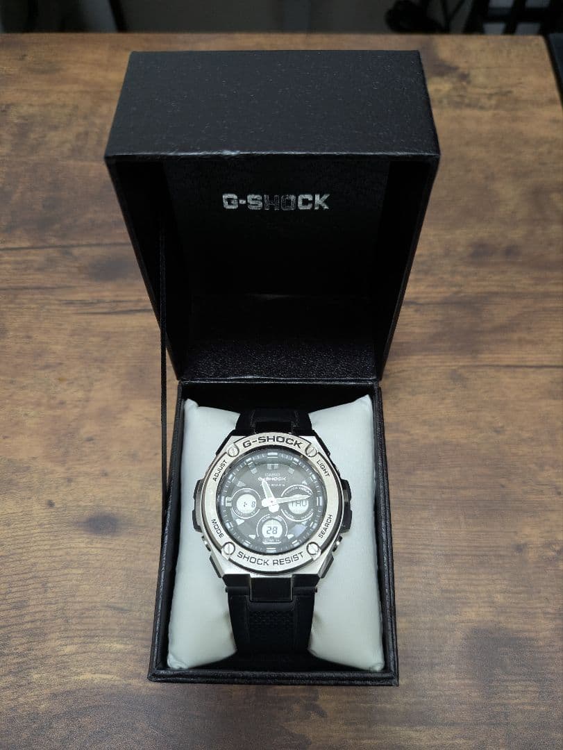 G-SHOCK GST-W310 腕時計