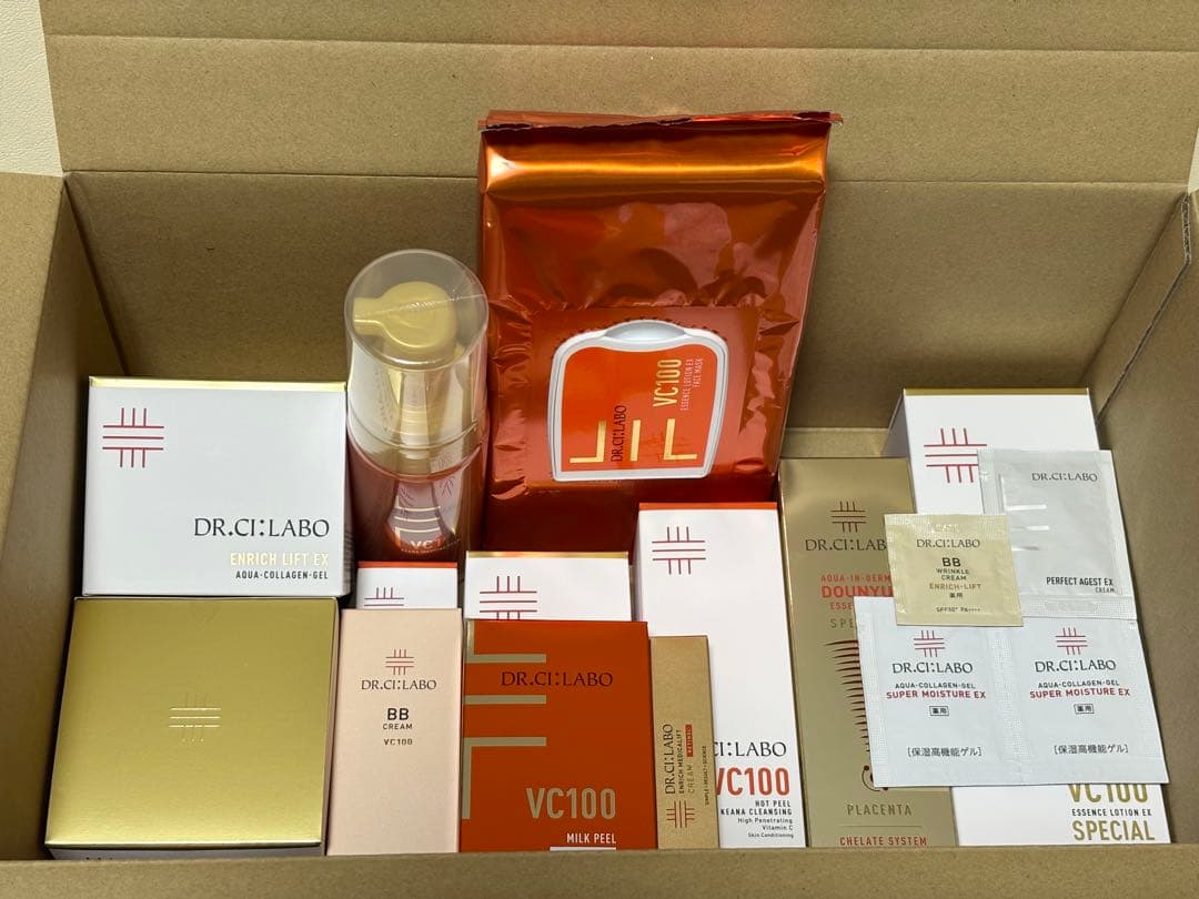 47%オフDR.CI:Laboドクターシーラボ　金のゲル2個×VCスペシャル福袋